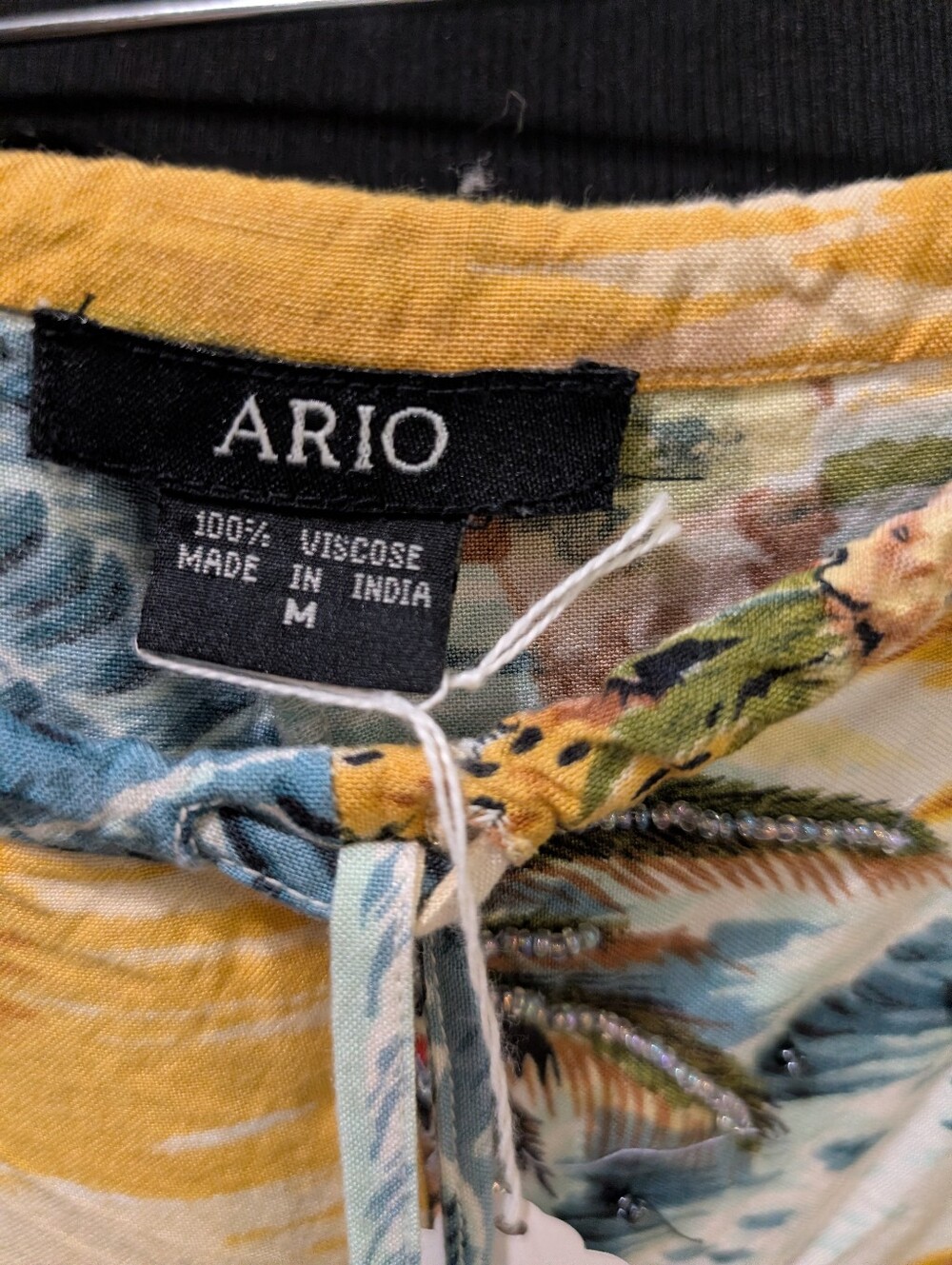 Ario Beach Pant with Tropical Scene And Beading - Picture 5 of 6